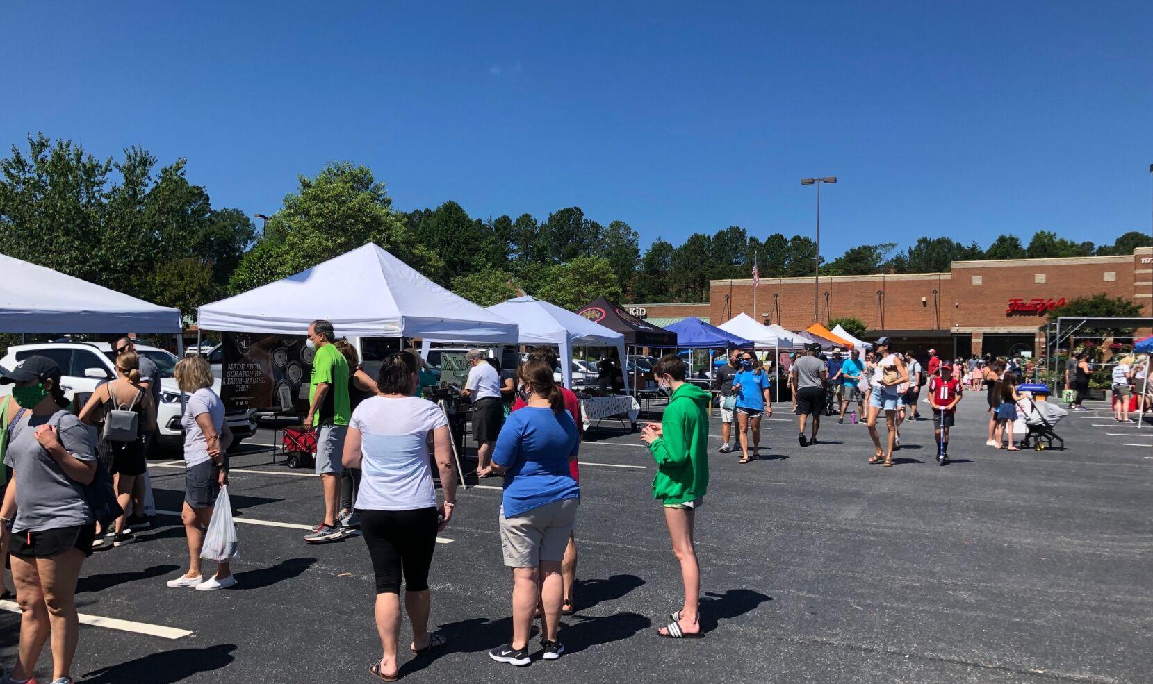 Alpharetta Farmers Market crowd